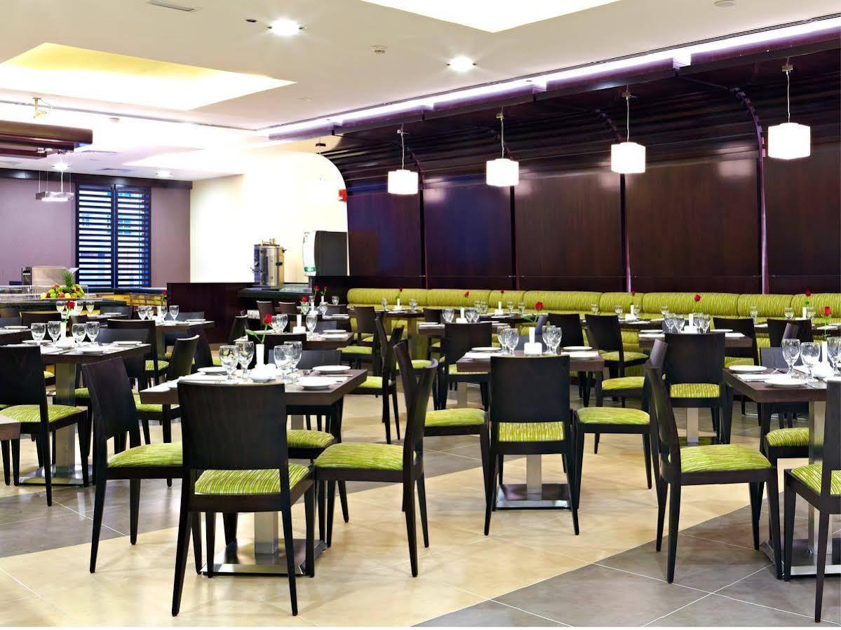 Citymax Hotel Al Barsha At The Mall Dubai Exterior photo