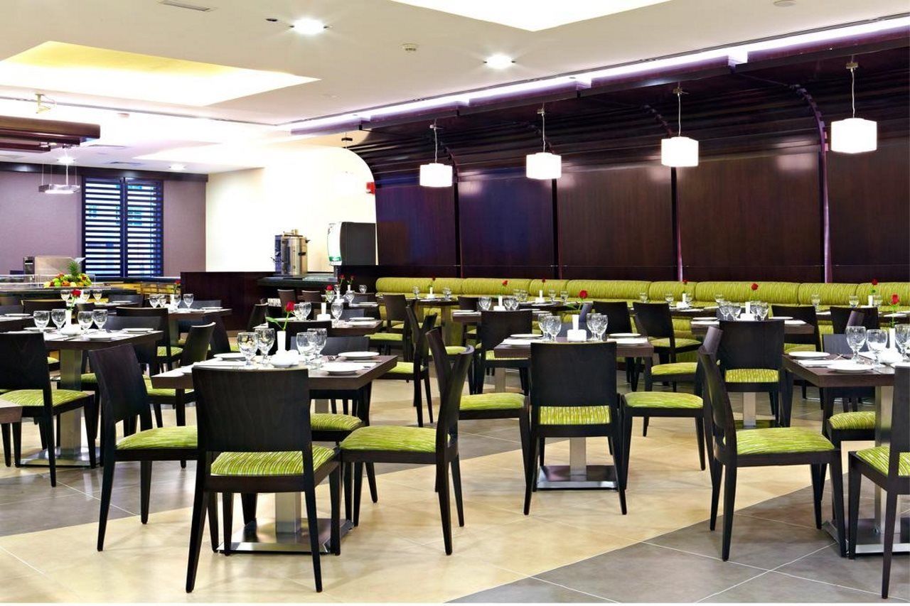 Citymax Hotel Al Barsha At The Mall Dubai Exterior photo