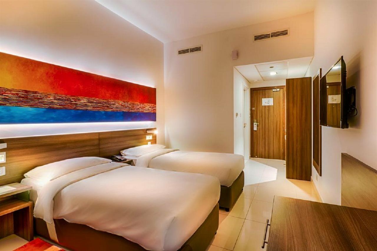 Citymax Hotel Al Barsha At The Mall Dubai Exterior photo